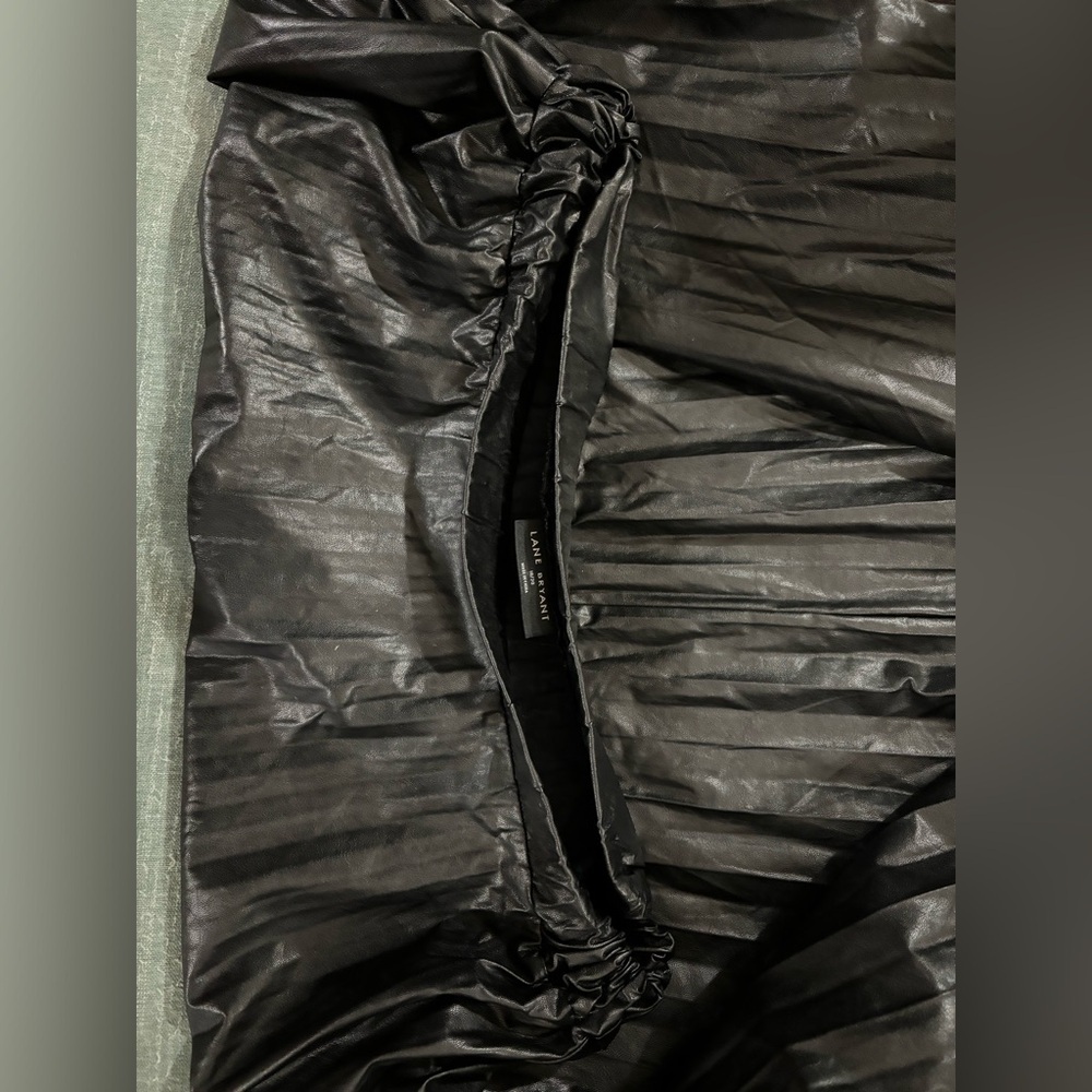 Lane Bryant Faux Leather Pleated Midi Skirt 18/20 - Picture 8 of 10